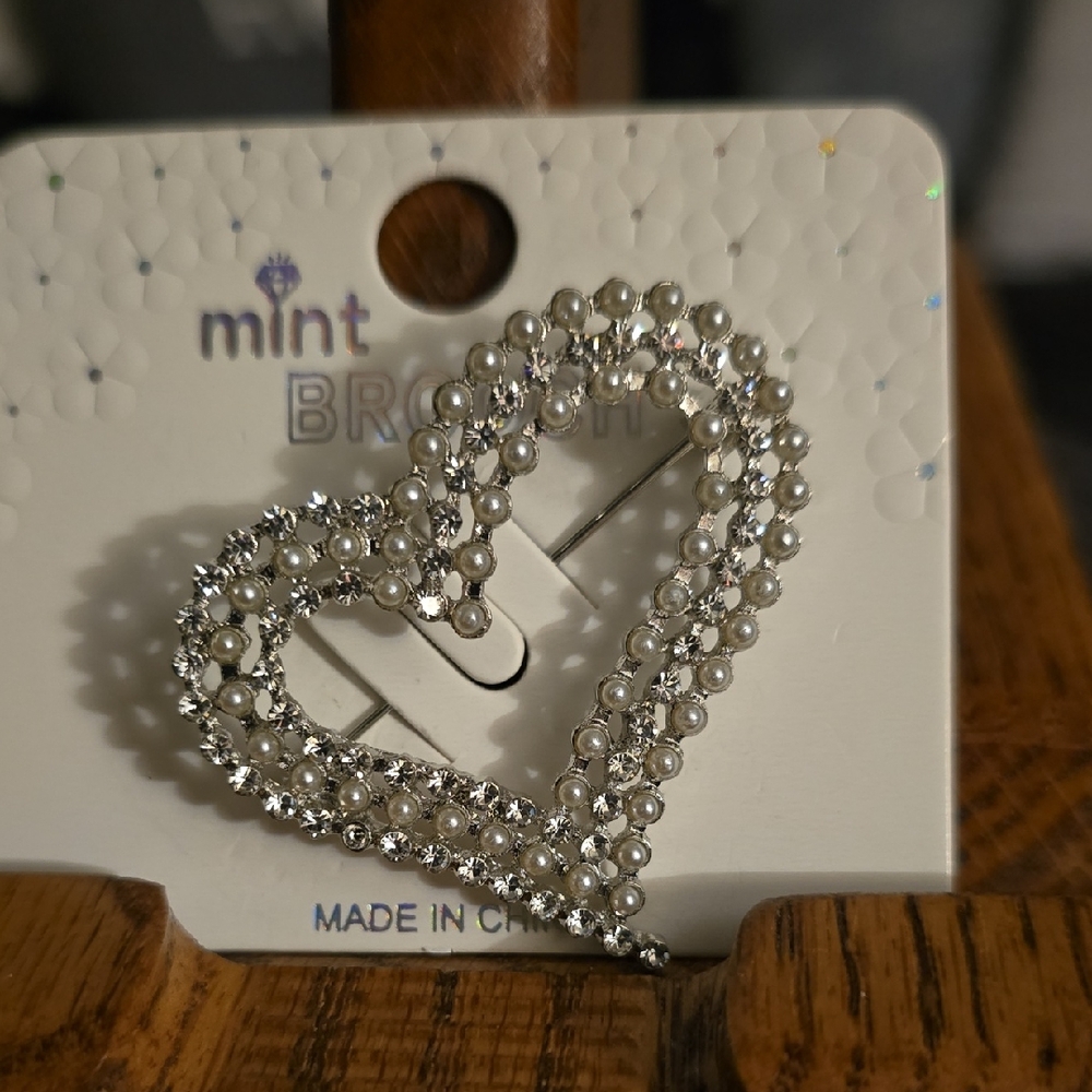 Mint Silver and White Heart Brooch